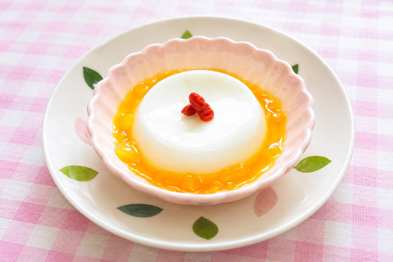 ミルクゼリーの盛り付け
